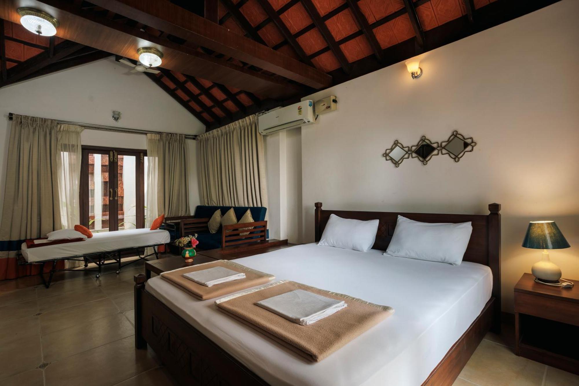 Sai Vishram Beach Resort Bainduru 외부 사진
