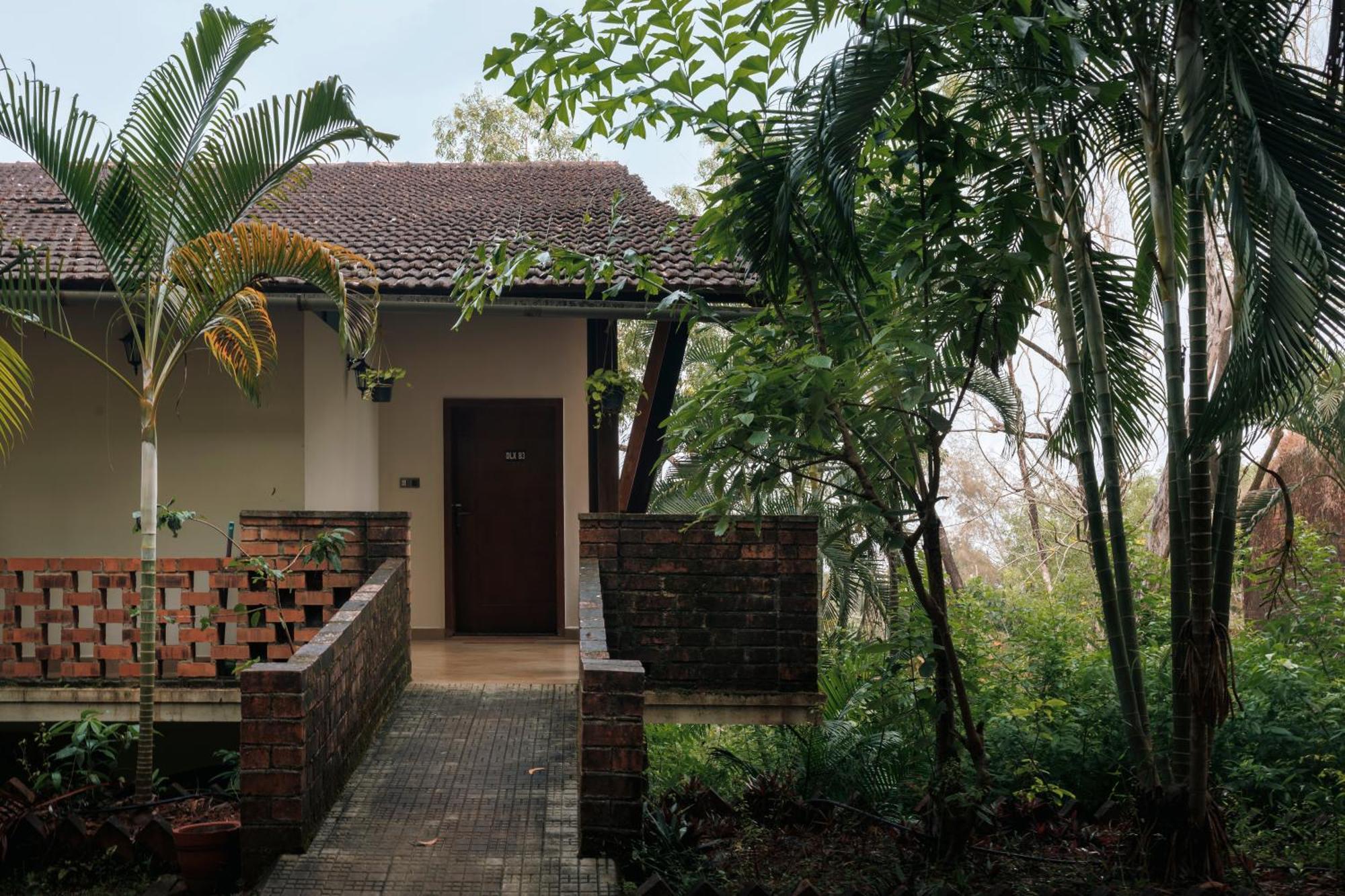 Sai Vishram Beach Resort Bainduru 외부 사진