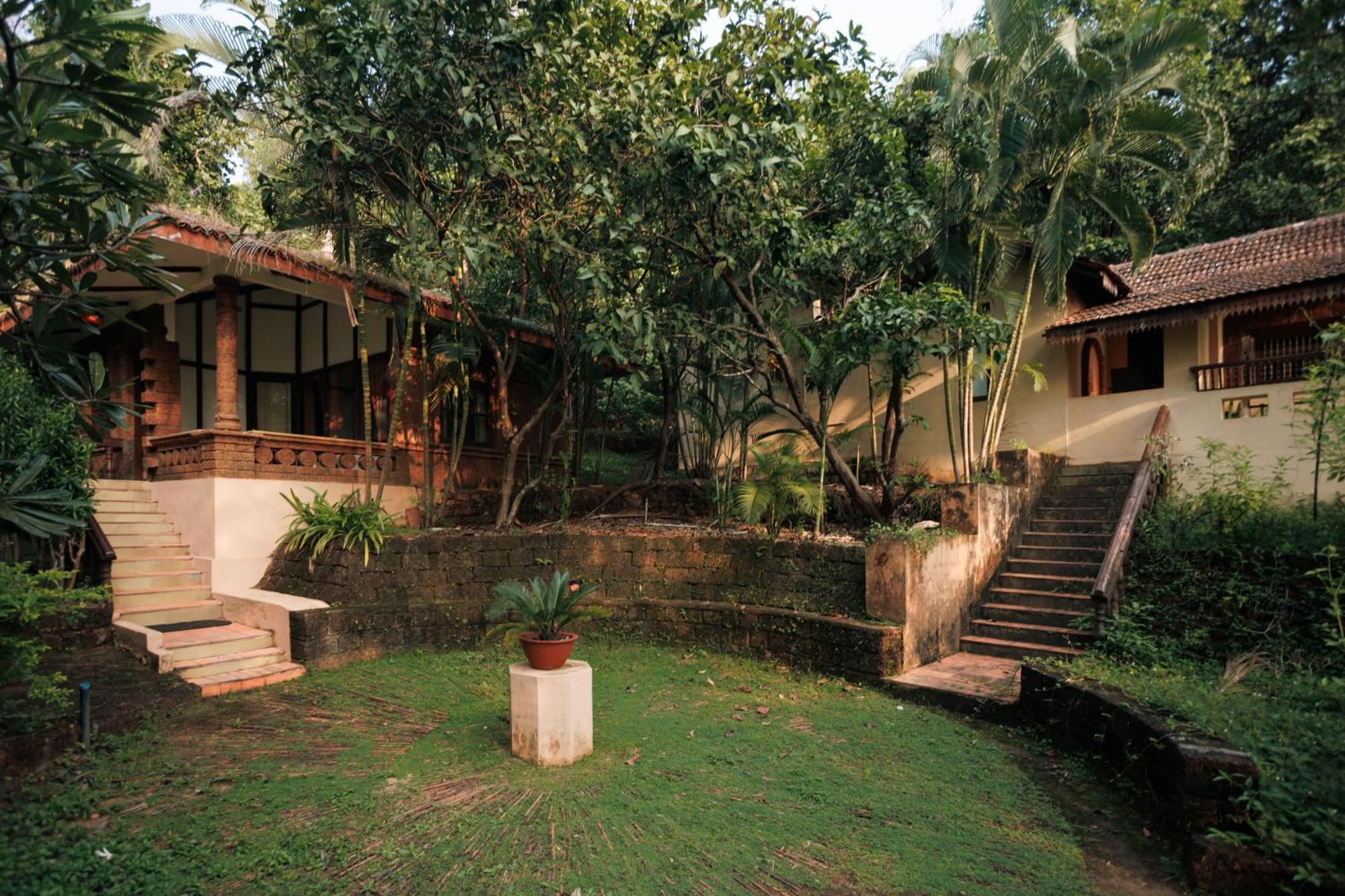 Sai Vishram Beach Resort Bainduru 외부 사진