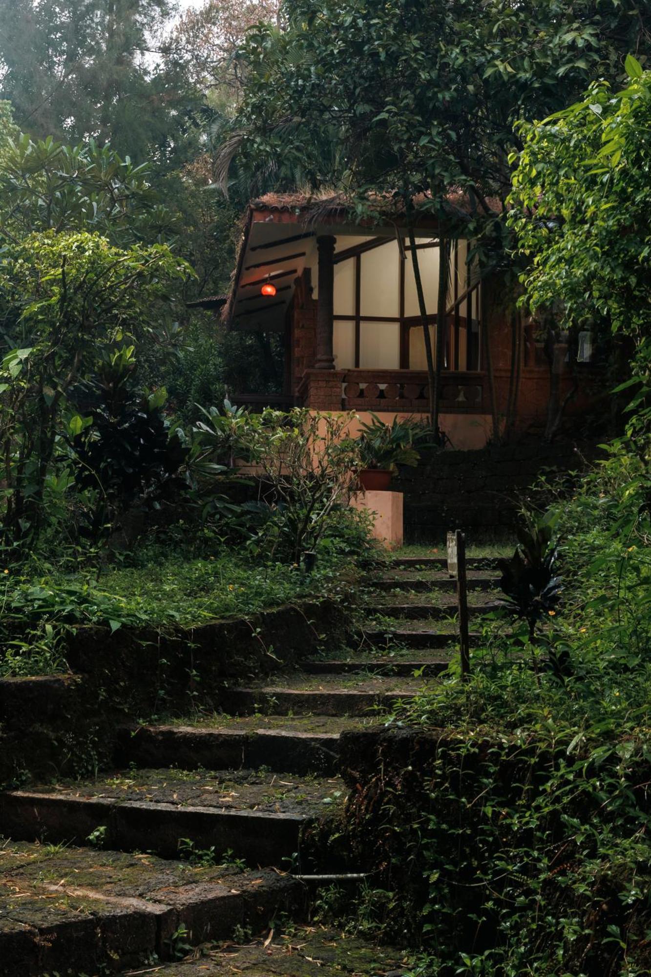 Sai Vishram Beach Resort Bainduru 외부 사진